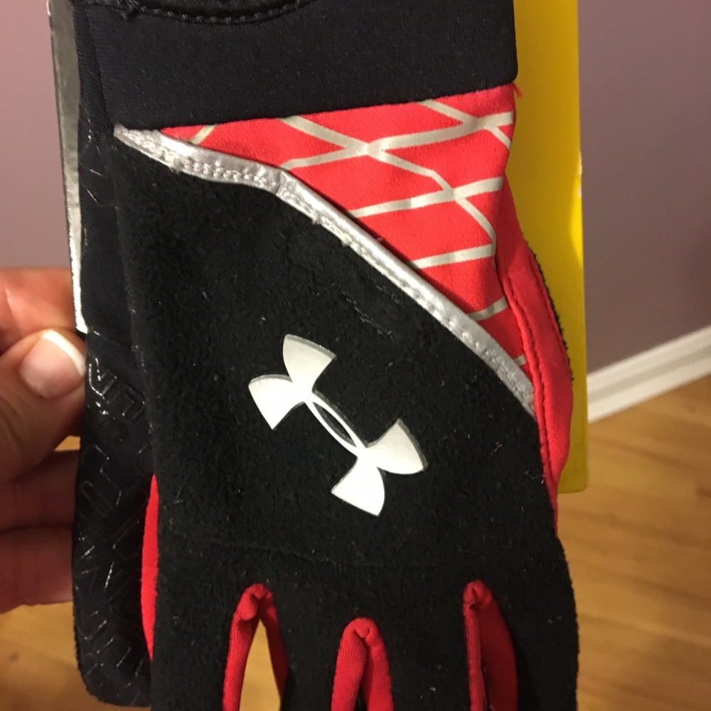 Football gloves